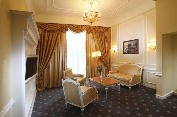 ולדיקווקז Aleksandrovski Grand Hotel חדר תמונה